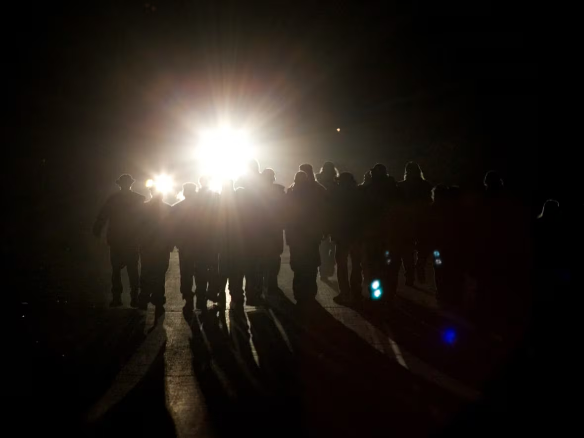 Bay of Quinte Mohawks rallied late into the night while blocking a rail line near Deseronto, Ont., during a 2007 land dispute. (Jonathan Hayward/Canadian Press)